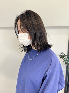 トレス(TRESS) 外ハネレイヤー　ボブレイヤー　ブラウンカラー