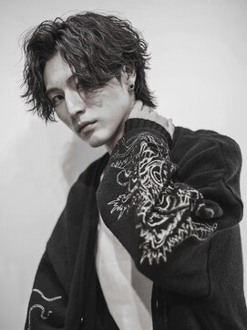 ルースト 渋谷店(ROOST) 波巻スパイラル/波巻パーマ/センターパート