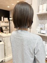 キャアリー(Caary)&nbsp;福山市美容室Caaryナチュラル外ハネボブ30代40代ぱつんとボブ
