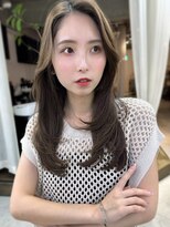 インビテーション(invitation) 大人かわいいレイヤーカット顔周りカット前髪カットくびれヘア