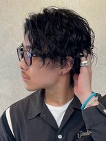 ノーエン(noen)&nbsp;メンズカット/メンズパーマ/スパイラルパーマ/ミディアム/眉毛