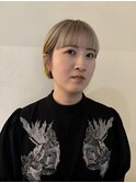ミニショートと裾デザインカラー