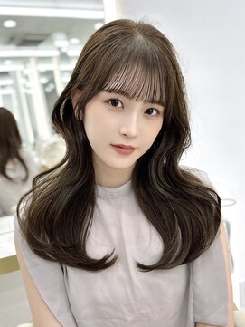 マウル 栄(MAEUL) ぱっつん前髪 韓国ヘア レイヤーカット