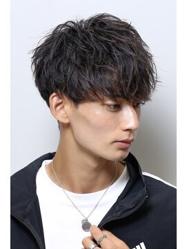 リップス レイ ギンザ(LIPPS Ray GINZA) 無造作ツイストスパイラルツーブロック刈り上げマッシュ