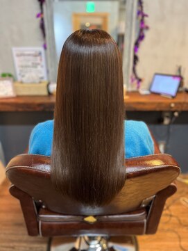 スローネ(THRONE) 髪質改善酸性ストレートで艶髪/20代30代40代/新宿