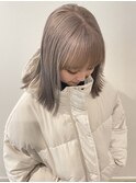 ハイトーンホワイトブロンド×韓国風切りっぱなし小顔ボブ