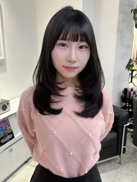 ソピ バイ インビテーション(sopi by invitation) ミディアムレイヤー/ミディアム/顔周りカット/♪