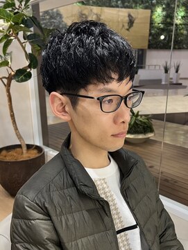 ウノプリールヴァモス(unopulir Vamos) 30代黒髪大人メンズショートダウンバング