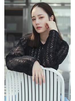 スイ(SUiii)の写真/【髪質改善ストレート】しっとりやわらかい、ナチュラルに馴染む。自然な仕上り。縮毛矯正で艶髪へ。