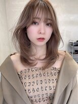 ノク(nok)&nbsp;内巻きストレート_カーキグレージュフェザーバングボブウルフ