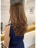 エイゾー(EIZO)&nbsp;毛先ワンカールで決まるレイヤー