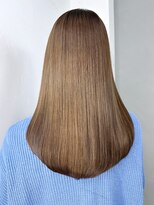 アイティーバイアルバム 北千住店(IT by ALBUM)&nbsp;髪質改善ロング_斜めバンググレージュカラー_ba422242