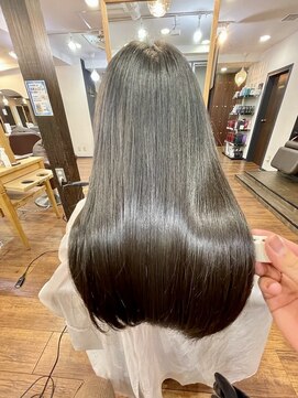 マリアバイアフロート(Maria by AFLOAT) 【艶々グレージュ】