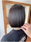 切りっぱなし黒髪クールミニボブ!
