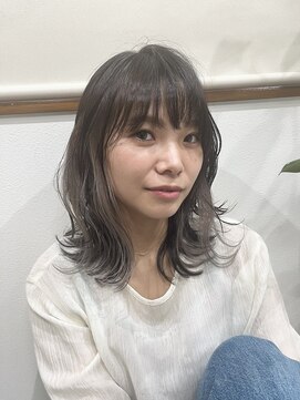 メロウ(mellow) インナーカラー×ホワイトグレージュ