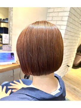 ロディーナ 大口 新子安(rodina) レディース人気　短めで丸みのあるボブ