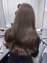 エル バイ アンキシム(elu by AHNKISM)&nbsp;艶髪ストレートロングレイヤーミディアム韓国ヘア心斎橋