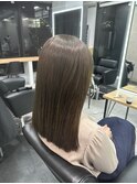 柔らかオリーブベージュ