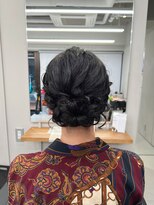黒髪ヘアの編み込みアップ【清板】