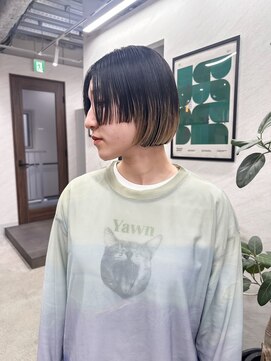 トーン(tone) ミニボブ×大人プレイングカラー