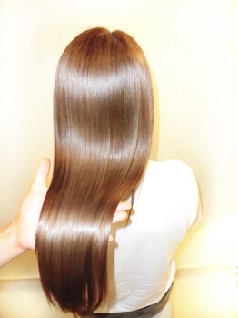 Astre Sion【アストル シオン】【2026年1月上旬OPEN（予定）】の写真/まっすぐになりすぎず、毛先まで柔らかなストレートが叶う♪髪質に合わせた施術でダメージレスに仕上がる◎