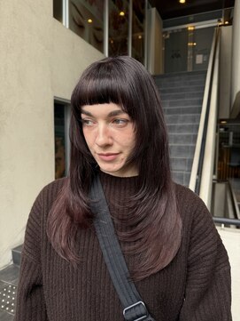 【山嵜　栞】レイヤーカット/ボルドーカラー/心斎橋