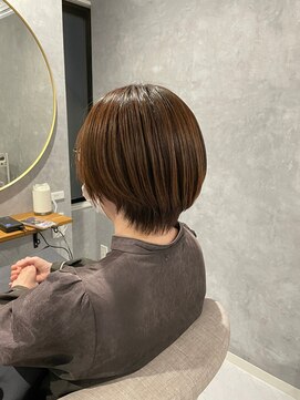 アオアクア 新越谷店(AO-AQUA) 丸ショート・立体感・ナチュラル・小顔・大人スタイル・上品ヘア