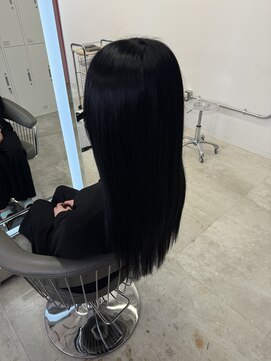 ロサ ファイブヘアー(Rosa..5Hair) 漆黒の黒ロング