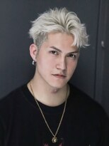 トゥルークリエイション 北千住(True Creation) ホワイト×かきあげアップバング