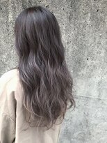 ヒルズ(BiBi hills)&nbsp;高知 南国市 BiBi hills バレイヤージュ グラデーションカラー