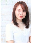 ショコラアッシュとふんわりカールの小顔ヘルシースタイル