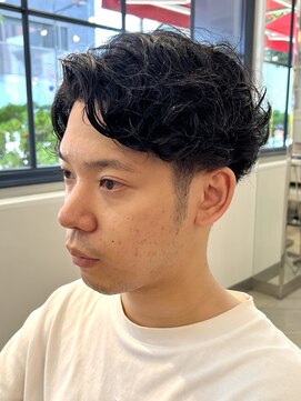 グラマシー アレックス(Gramercy alex) パーマ風メンズショート20代30代40代
