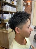 刈り上げツーブロックショートスタイル