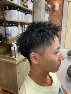 シェリー(Cherie) 刈り上げツーブロックショートスタイル