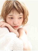 ハイトーンショートボブ