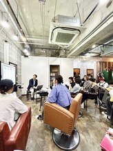 LUAUでは、常に技術の向上を社内で行いレベルアップし知識のアップデートをしています