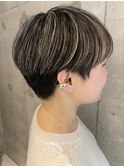 地毛にハイライトで立体感ショートヘア!福岡ハイライト