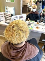 ヘアーメイクロージー 八軒店 (HAIR MAKE ROSY)&nbsp;ブリーチＷカラーツイスパオンカラー前マッシュツーブロ