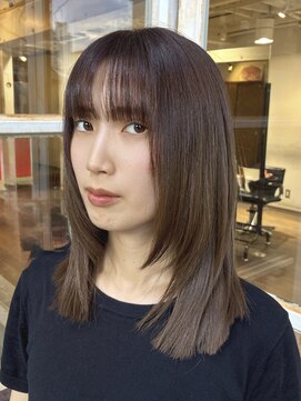 ロライマ 代官山(roraima) 切りっぱなしくびれミディアムロブレイヤー