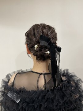 セニシエンタ(CENICIENTA) ルーズシニヨン