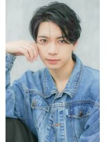 クシュ 所沢西口プロぺ通り(kusyu... )&nbsp;刈り上げセンターパートブルーブラックフェザーパーマガイルヘア