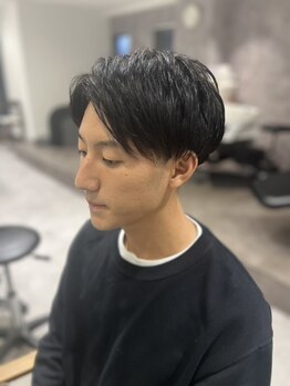 【北大路駅2分】白髪を活かして好感度UP☆モチの良さも実感！洗練された大人のメンズスタイルへ。