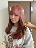 柔らかいピンクベージュ