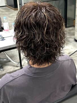 スパイラルパーマ　サーフカール　ツイスト　メッシュ　眉毛