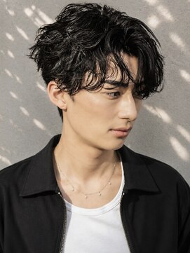 オーシャントーキョーオーバー 渋谷(OCEAN TOKYO OVER) 韓国ヘア波巻きパーマツイストスパイラルパーマツ