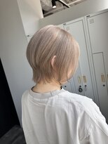 アヴァンス 神戸元町店(AVANCE.)&nbsp;ブリーチ必須！くすみベージュカラー×大人ショート