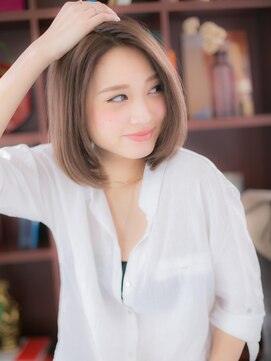 カバーヘア ブリス 上尾西口店(COVER HAIR bliss) くすみカラーセンターパート前下がり大人ボブ上尾20代30代40代a!