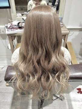 フェリア 渋谷(Feria) 【filo by Feria 渋谷】☆ミルクティーベージュ☆Gishi