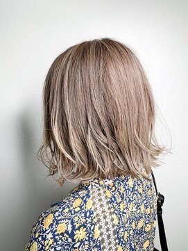 ワット 新宿店 スモーキーベージュ×バレイヤージュ☆【担当DAIKI】