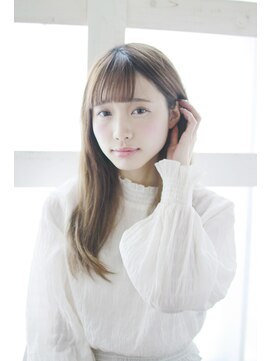 アジュテ(ajouter) ハイトーンカラーのツヤストレート